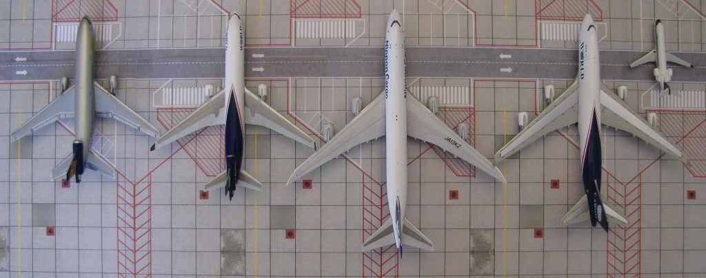 Size Comparison: DC-10, MD-11, 747-8, 747-400, CRJ